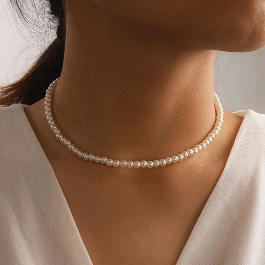 Nouveau collier chaîne simple en imitation perles d’eau douce