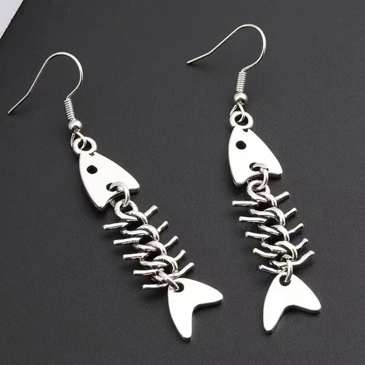Boucles d’oreilles en forme d’arête de poisson couleur argent antique, design simple fait main