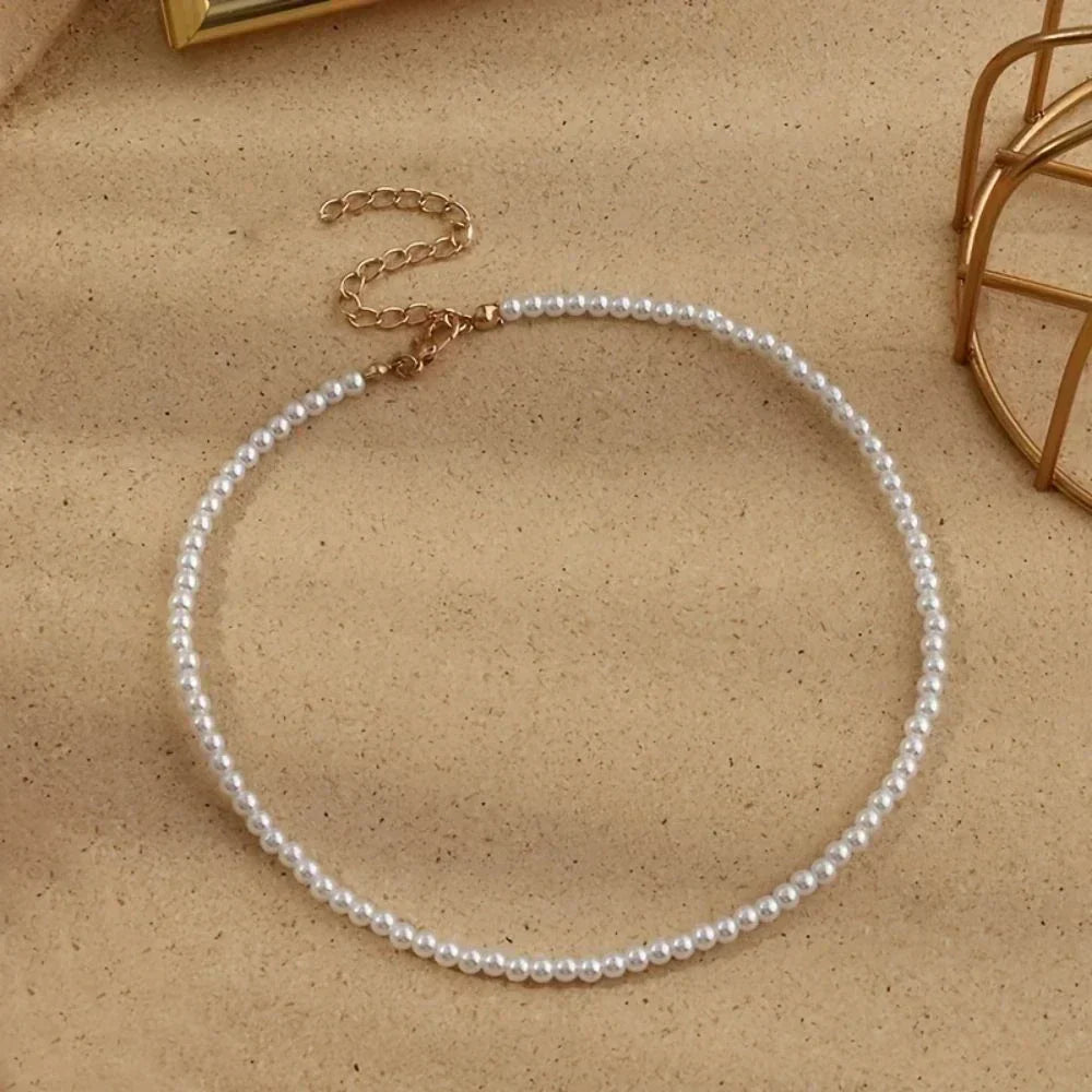 Nouveau collier chaîne simple en imitation perles d’eau douce
